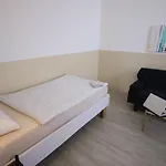 Hochwertige & Ideal Fuer Geschaeftsreisende Und Monteure In *