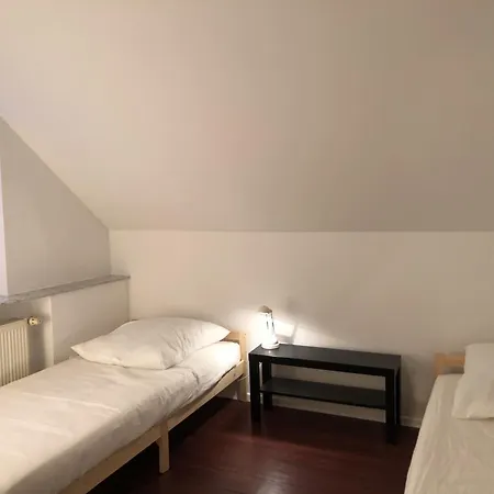 Hochwertige & Ideal Fuer Geschaeftsreisende Und Monteure In 오버하우젠