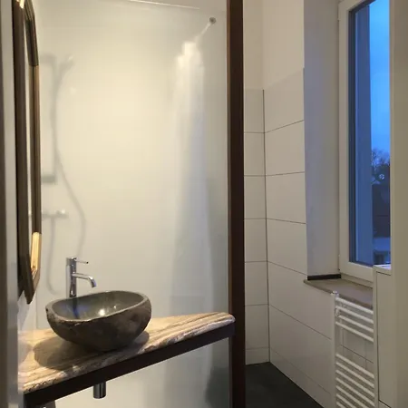 Hochwertige & Ideal Fuer Geschaeftsreisende Und Monteure In Appartement Oberhausen (North Rhine-Westphalia)