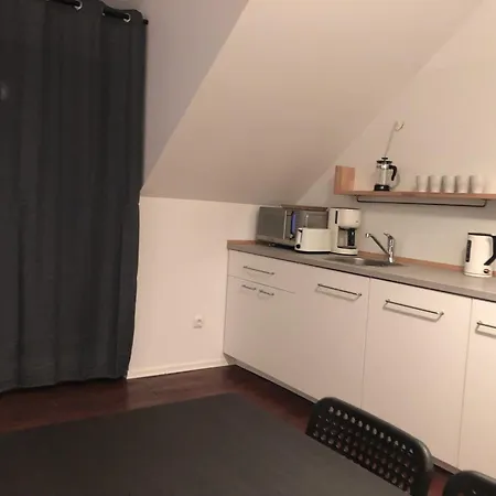 Hochwertige & Ideal Fuer Geschaeftsreisende Und Monteure In *