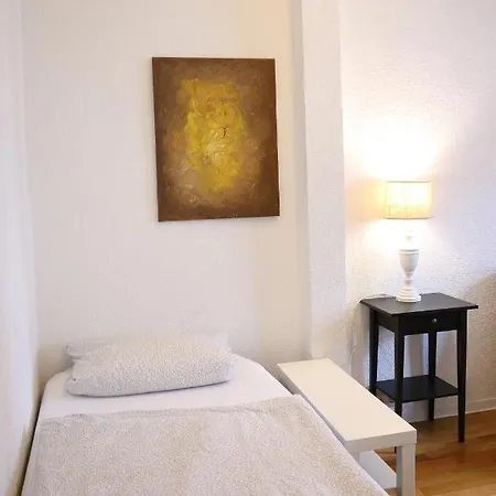 Hochwertige Studio & Ideal Fuer Geschaeftsreisende Und Monteure In Oberhausen * Oberhausen (North Rhine-Westphalia)