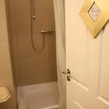 Hochwertige Studio & Ideal Fuer Geschaeftsreisende Und Monteure In Oberhausen * Oberhausen (North Rhine-Westphalia)