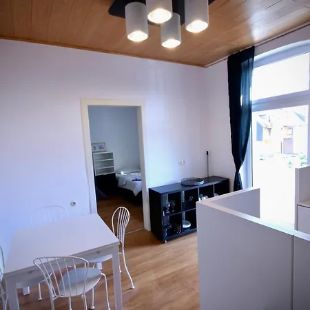 Hochwertige & Ideal Fuer Geschaeftsreisende Und Monteure In 公寓 *