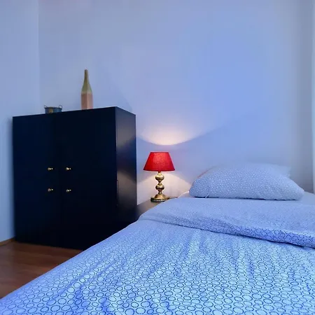 Hochwertige Studio & Ideal Fuer Geschaeftsreisende Und Monteure In Oberhausen *