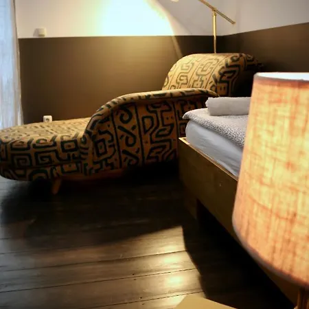 Apartment Hochwertige Studio & Ideal Fuer Geschaeftsreisende Und Monteure In Oberhausen