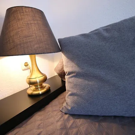 Hochwertige Studio & Ideal Fuer Geschaeftsreisende Und Monteure In Oberhausen *