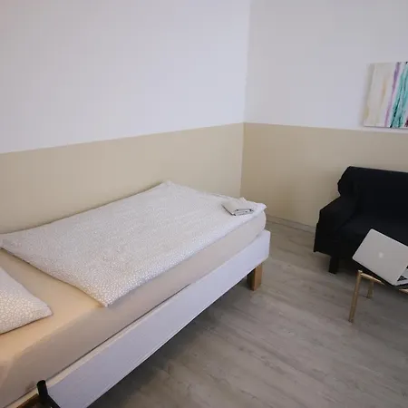 Hochwertige Studio & Ideal Fuer Geschaeftsreisende Und Monteure In Oberhausen *