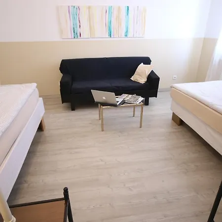 Appartamento Hochwertige & Ideal Fuer Geschaeftsreisende Und Monteure In *