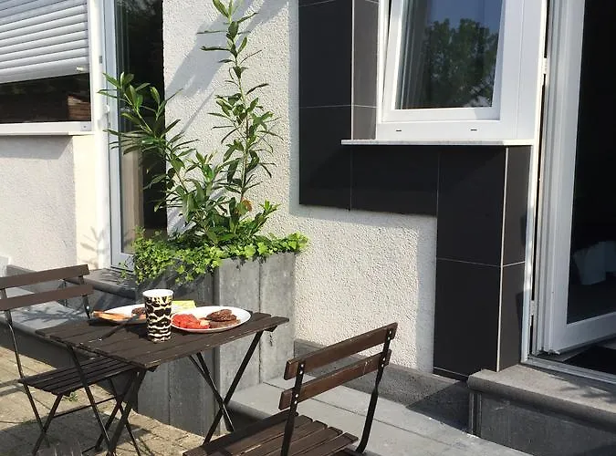 Hochwertige & Ideal Fuer Geschaeftsreisende Und Monteure In * Oberhausen (North Rhine-Westphalia)