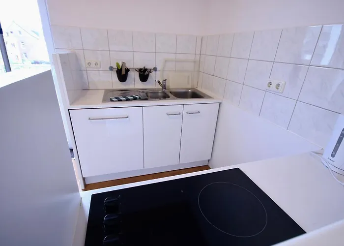 Hochwertige & Ideal Fuer Geschaeftsreisende Und Monteure In *