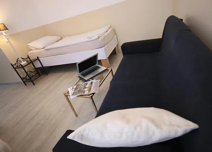 Hochwertige & Ideal Fuer Geschaeftsreisende Und Monteure In * Oberhausen (North Rhine-Westphalia)